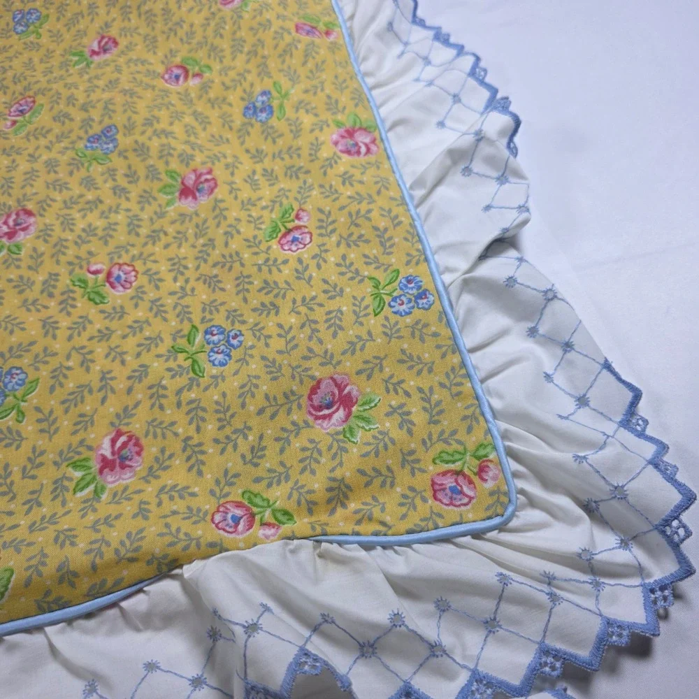 Lady Pepperell vintage lady